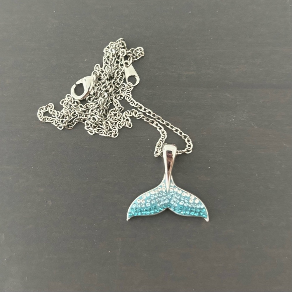 Rare! Whale tail Swarovski necklace